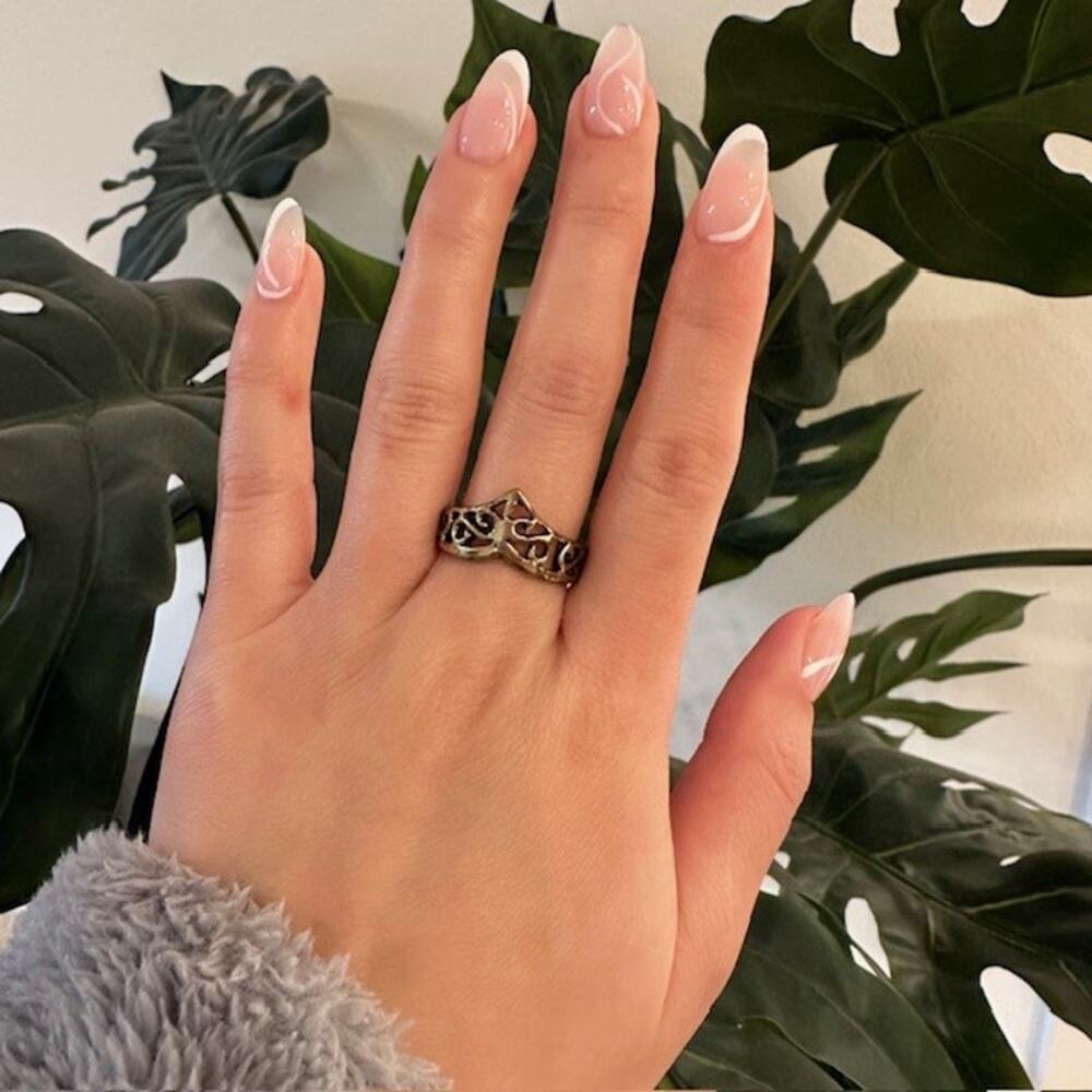 Gold crown cutout ring size 8